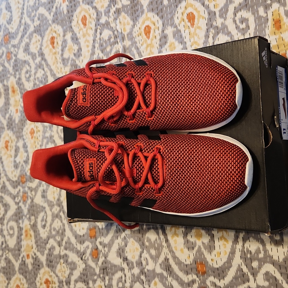 Adidas men's Questar next size 11 new with box